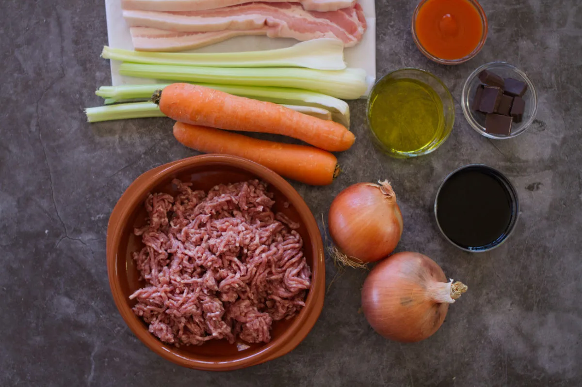 ingredients for making bolognese sauce