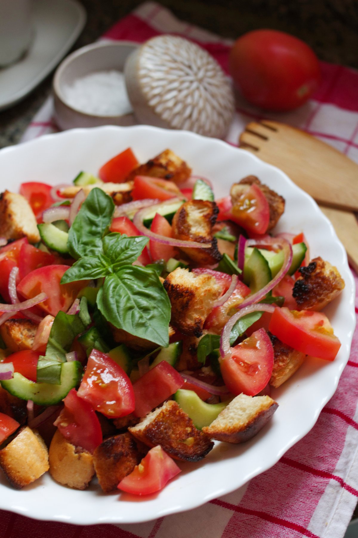 Panzanella Salad-v16 - happymediterranean.com A bowl of Panzanella salad