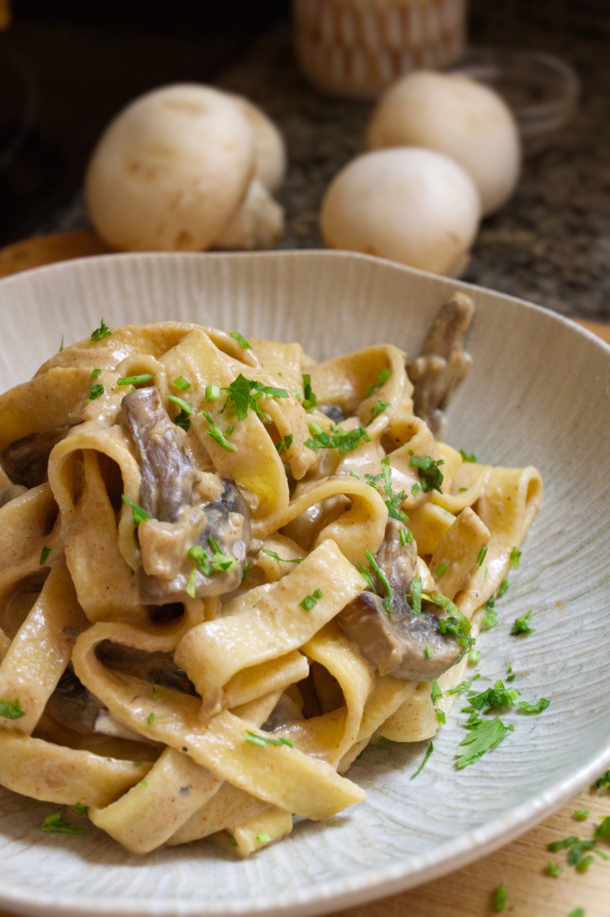 creamy mushroom pasta-v1 - happymediterranean.com A bowl of creamy mushroom pasta