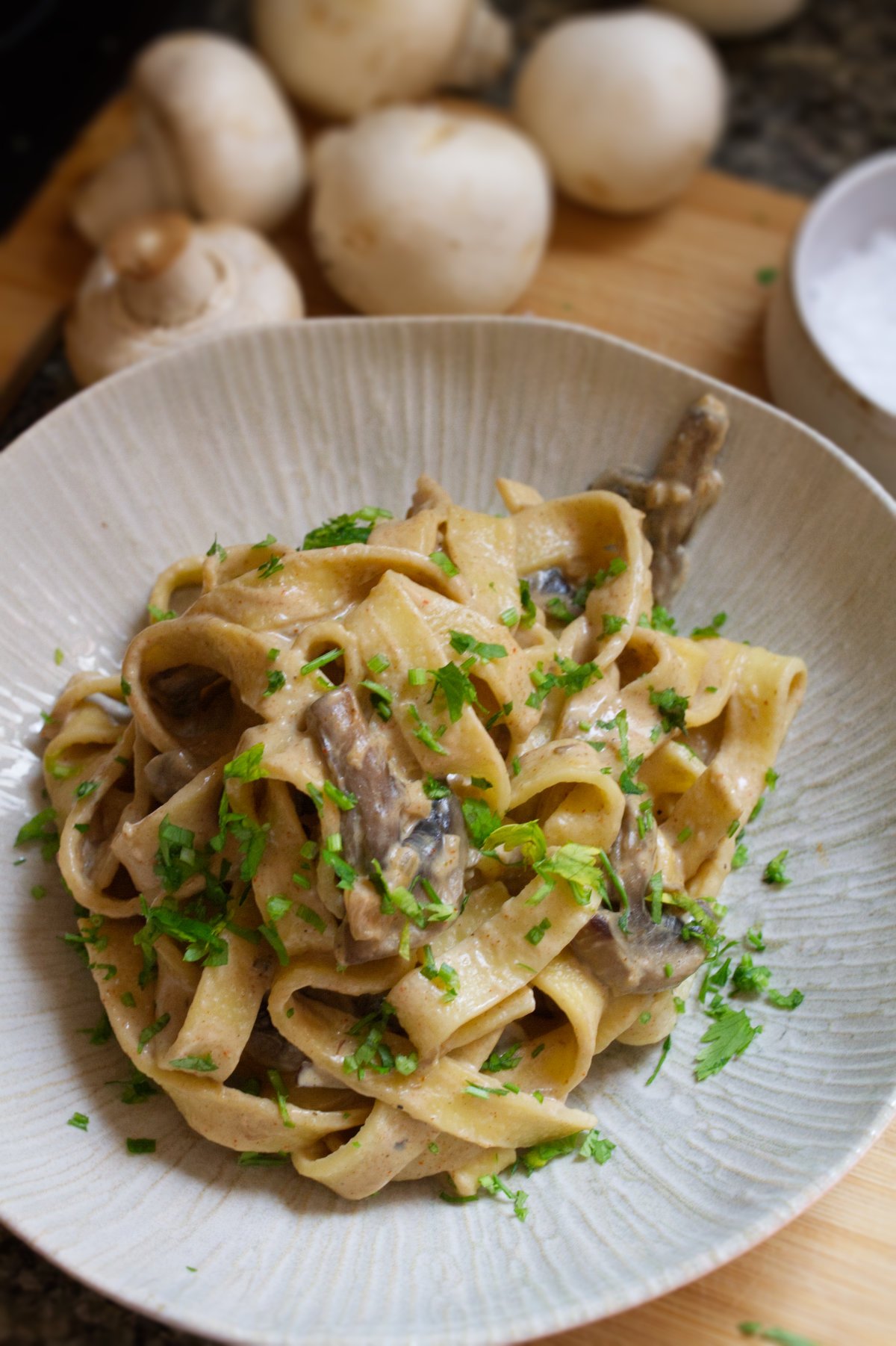 creamy mushroom pasta-v10 - happymediterranean.com A bowl of creamy mushroom pasta