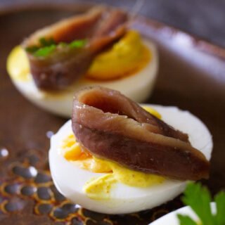 egg anchovie tapas-v28 - happymediterranean.com Egg & anchovy tapas with a turmeric-infused mayo